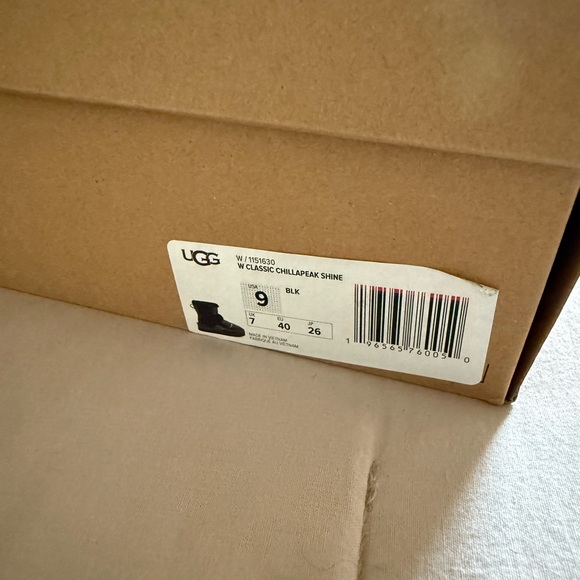 UGG Black Classic Boots - Picture 3 of 4